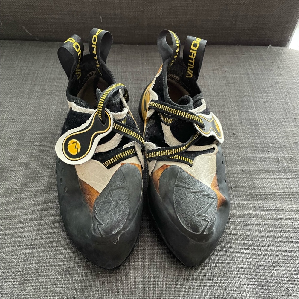 La Sportiva Solution Climbing Shoes - Women’s 35.5 EU